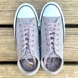 Women’s converse